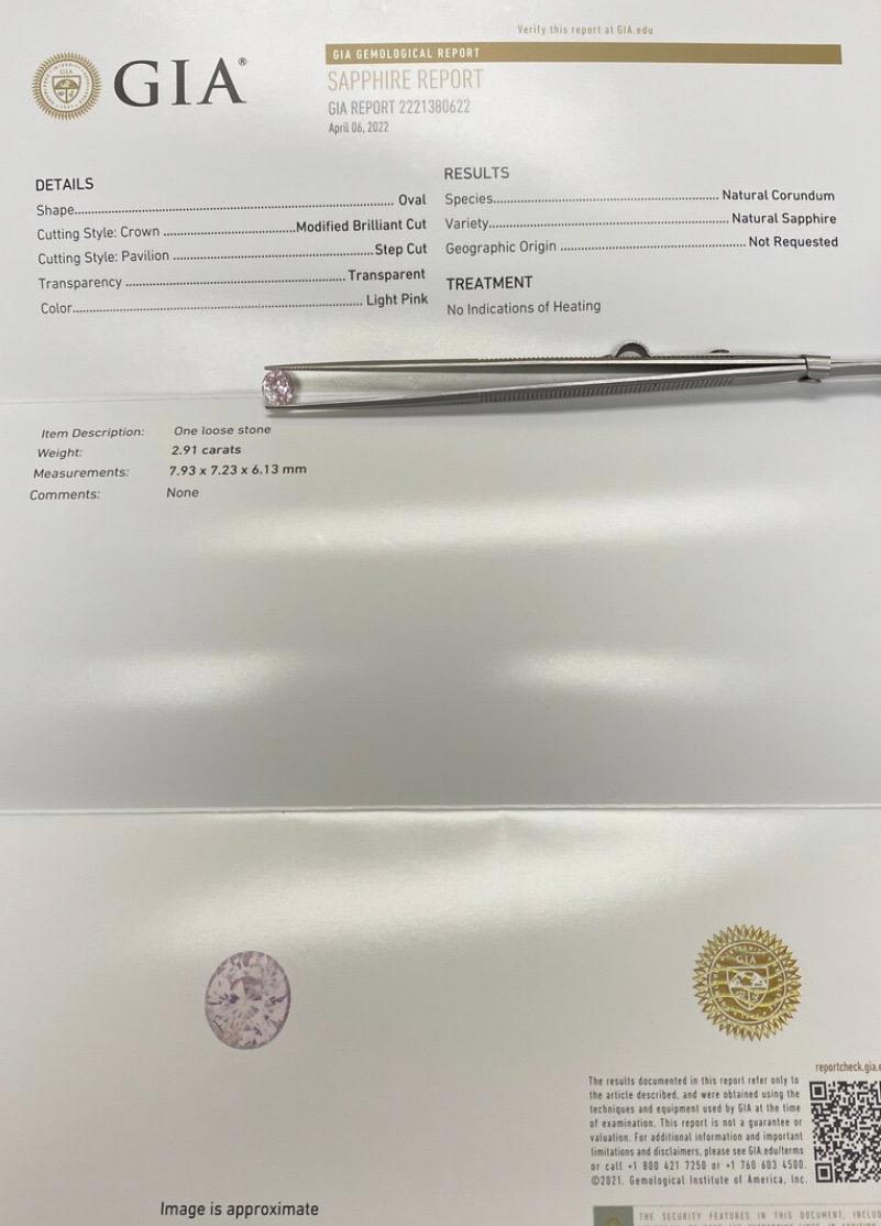 Saphir ovale certifié GIA de 2,91 carats rose clair sans chaleur en vente 3