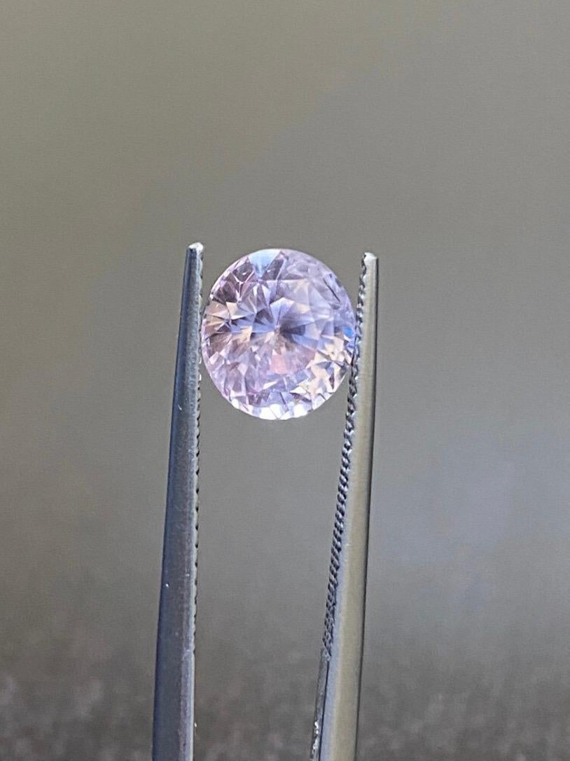 Saphir ovale certifié GIA de 2,91 carats rose clair sans chaleur en vente 4