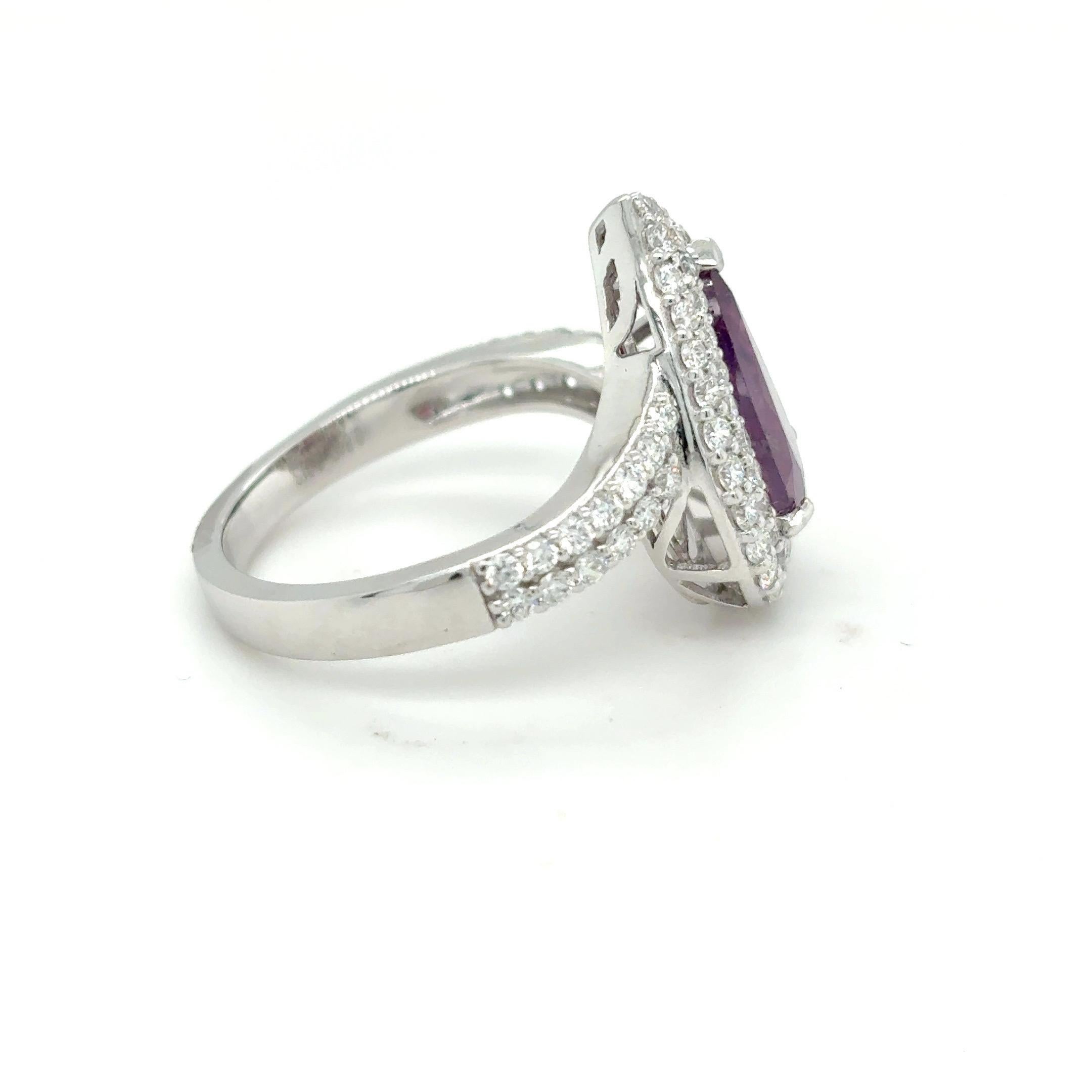 Bague diamant saphir du Cachemire non chauffé certifié GIA 2,91 carats taille poire Pour femmes en vente