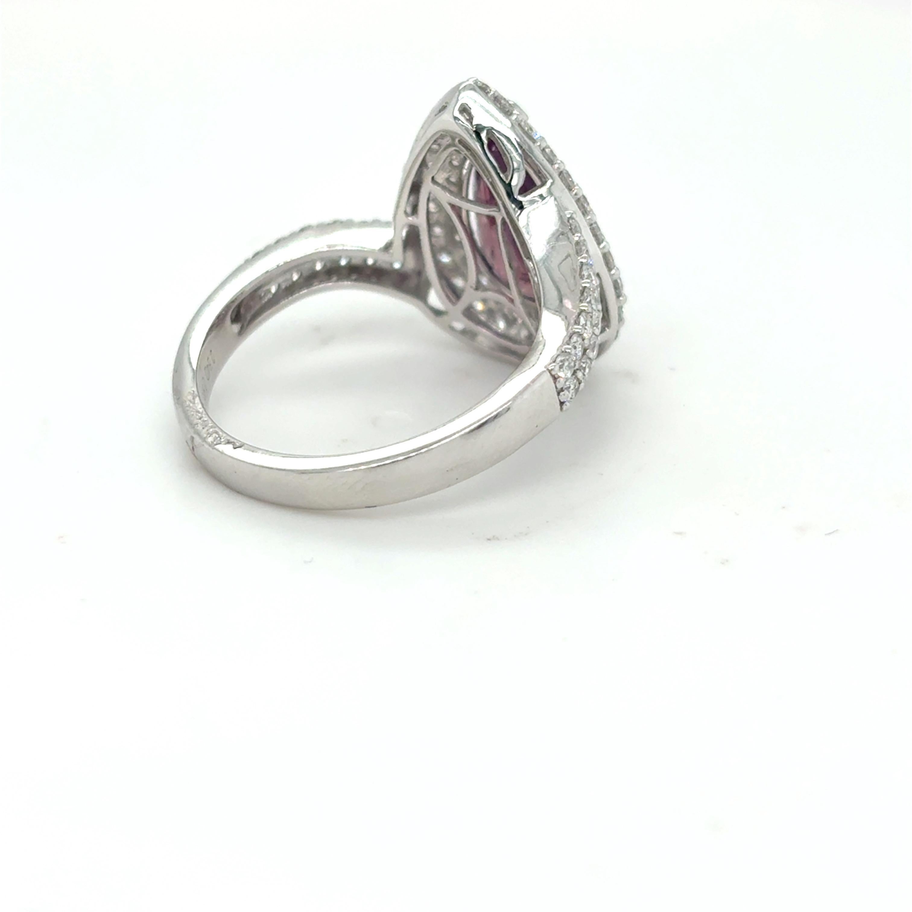 Bague diamant saphir du Cachemire non chauffé certifié GIA 2,91 carats taille poire en vente 1