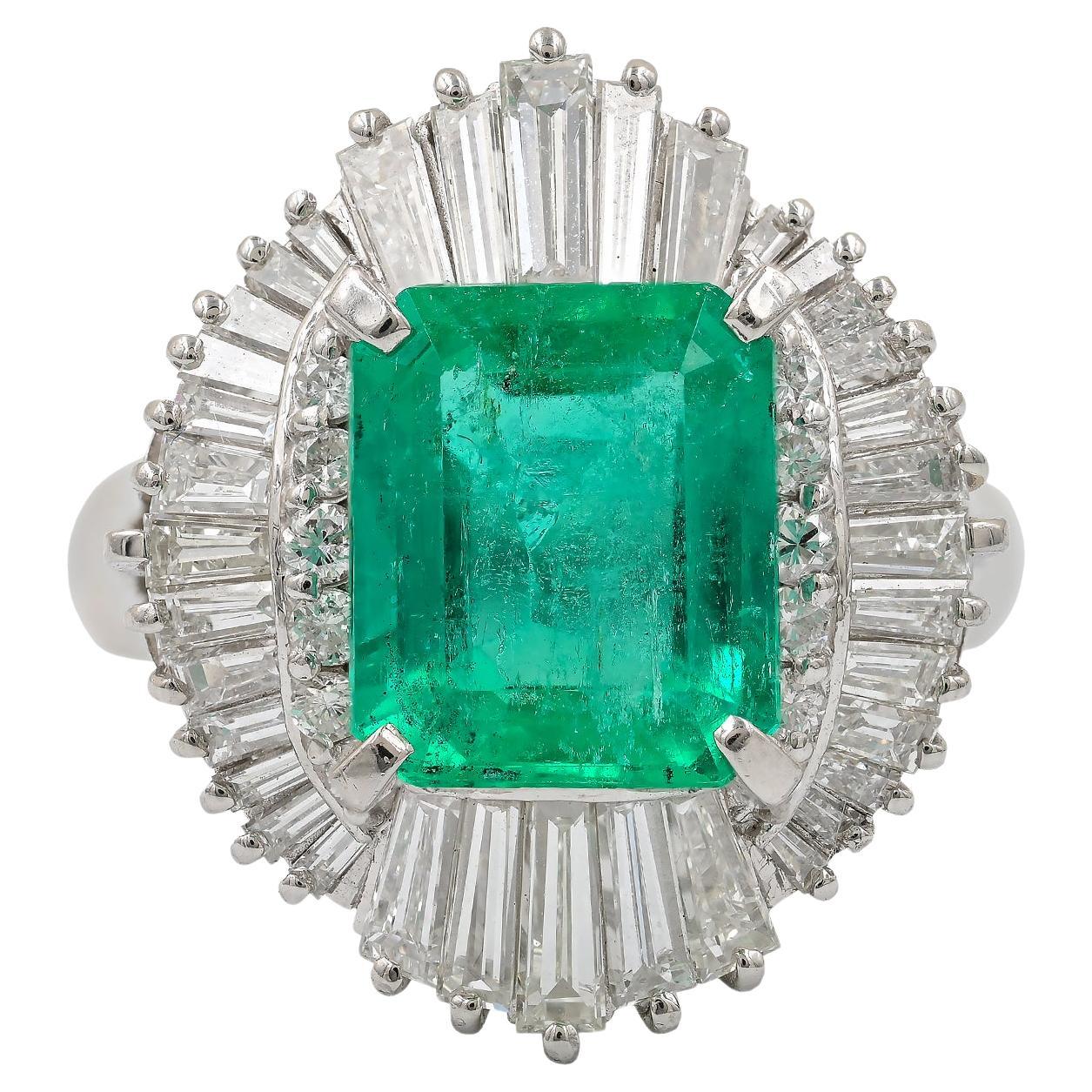 GIA Certified 2.92 Carat Colombian Emerald Diamond Cocktail Ring