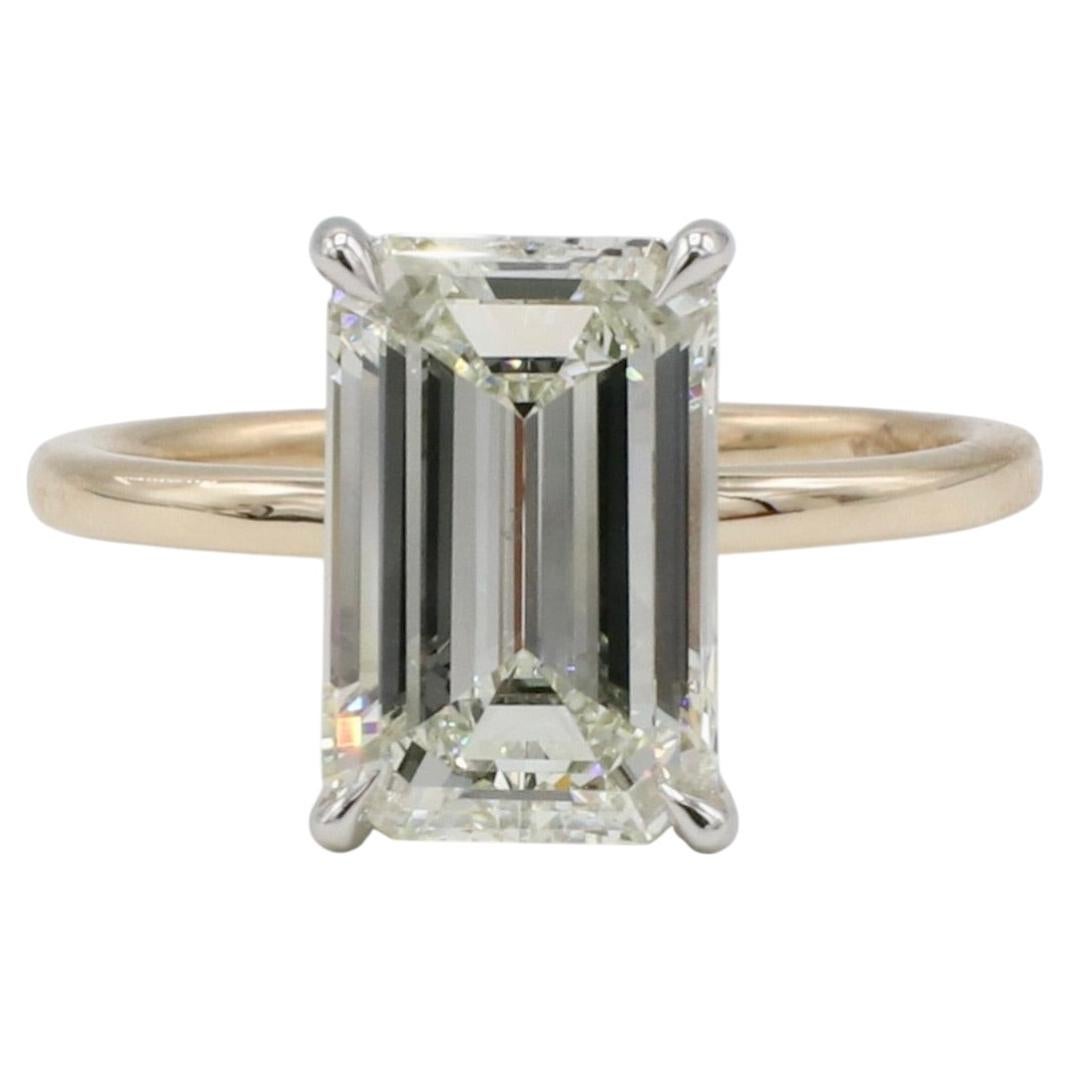 GIA-zertifizierter Verlobungsring mit einem natürlichen Diamanten im Smaragdschliff, 2,92 Karat, L, SI1