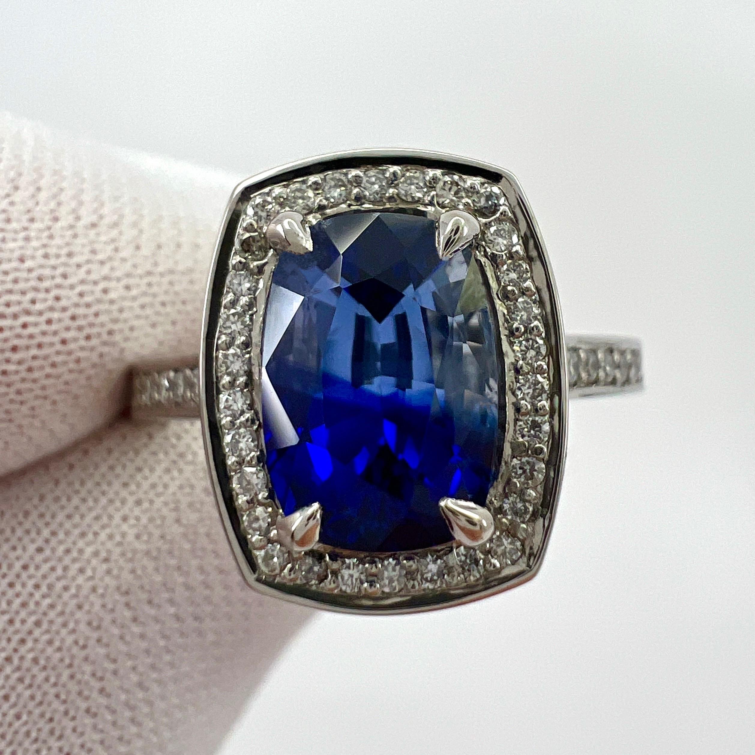 GIA Certified 2.92ct Bi Colour Ceylon Sapphire 18k White Gold Diamond Halo Ring For Sale 6