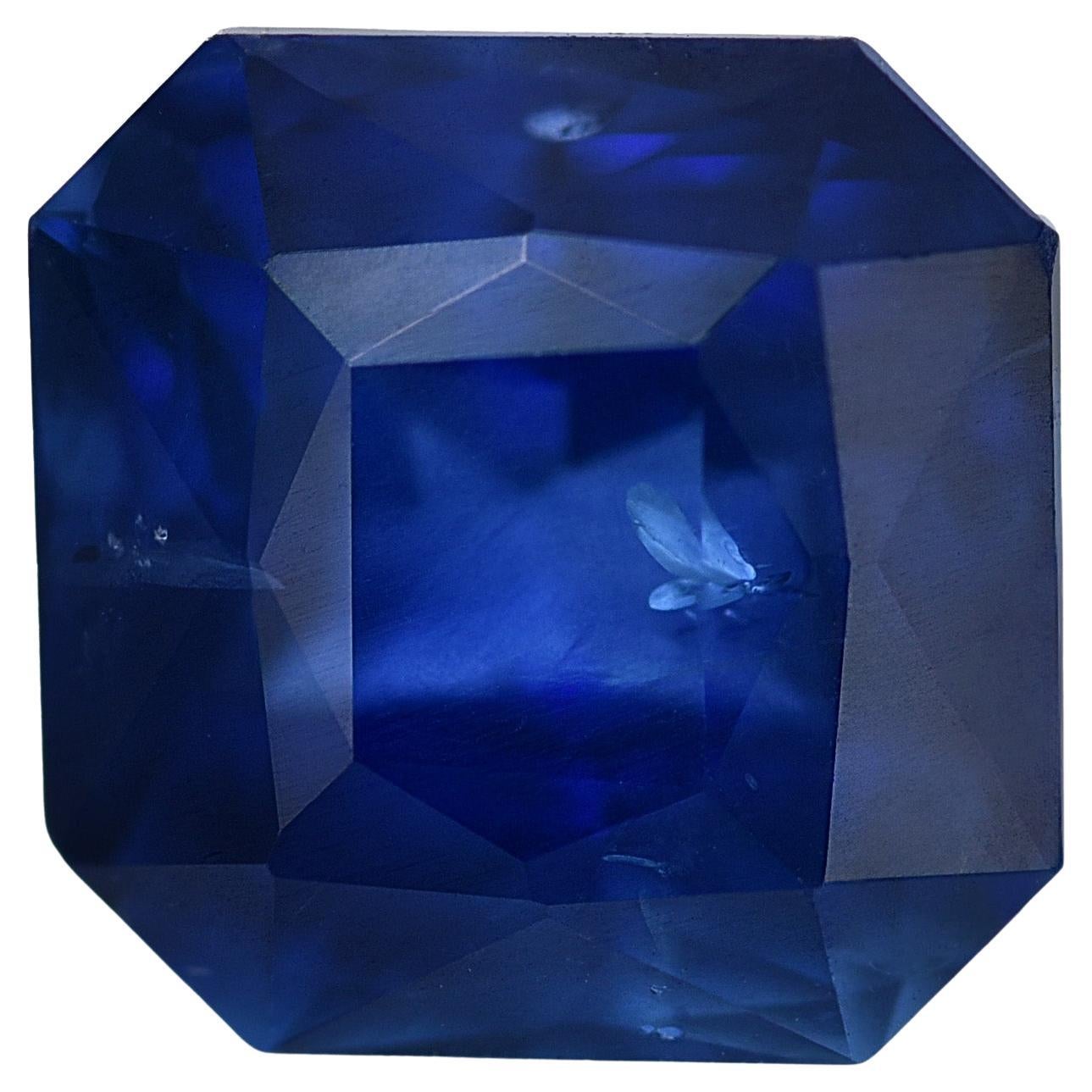 GIA Certified 2.95 Carats Blue Sapphire For Sale