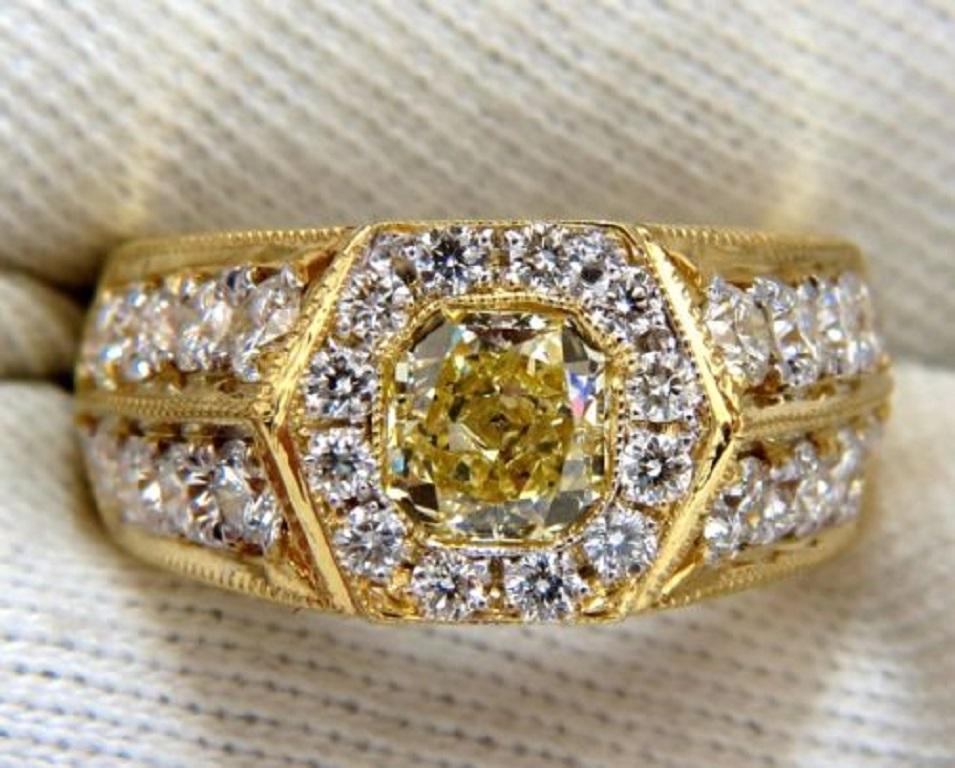 GIA Certified 2.95ct natural Fancy Yellow diamonds mens ring 18kt Hexagon Deck In New Condition For Sale In New York, NY