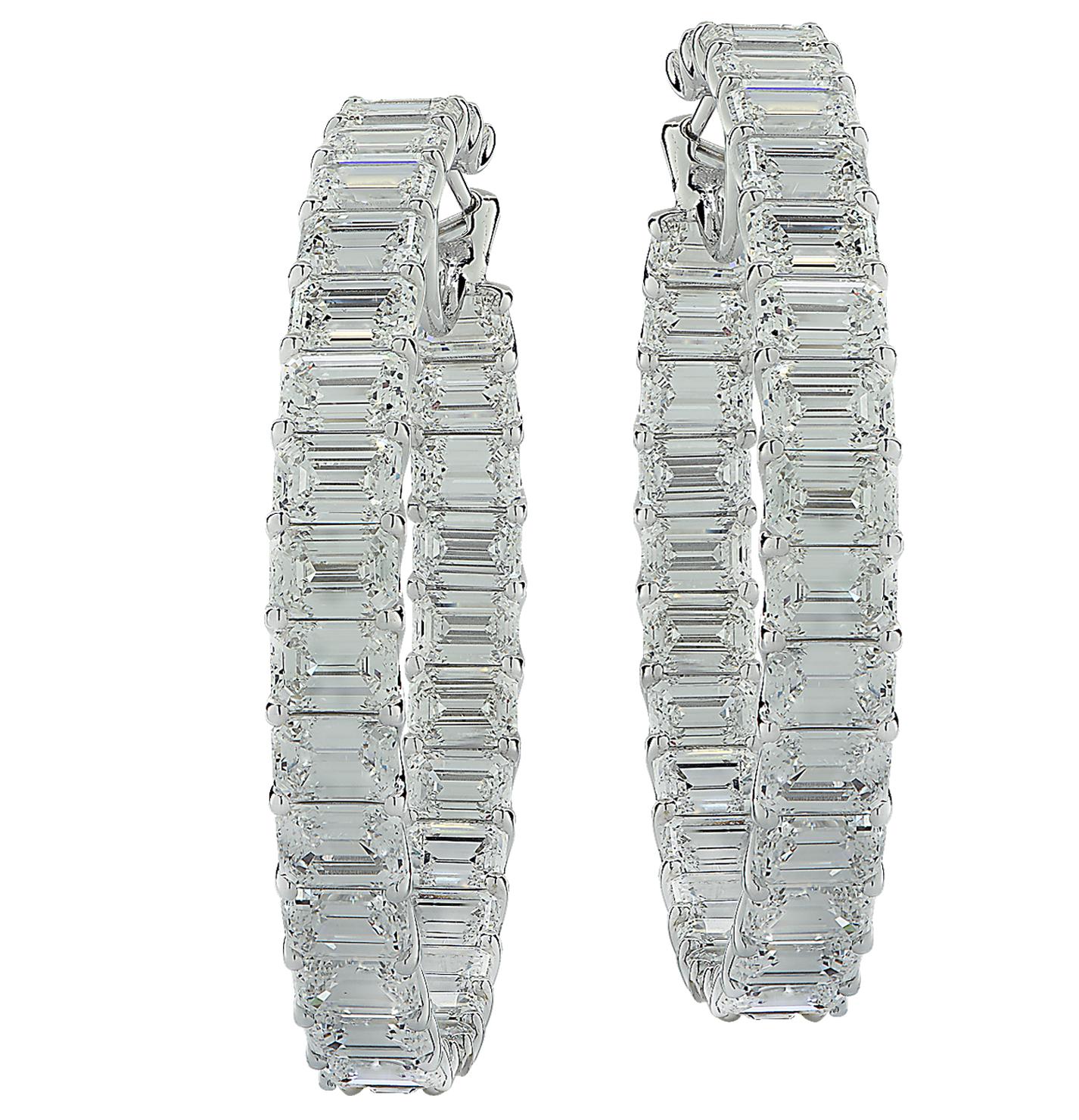 GIA Certified 29.77 Carat Emerald Cut Diamond in/Out Hoop Earrings In New Condition For Sale In Miami, FL