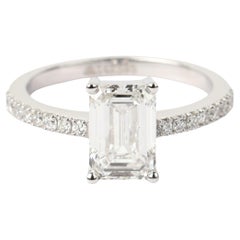 GIA Certified 2ct Emerald-Cut Diamond Solitaire Engagement Ring in 18K WhiteGold (Bague de fiançailles solitaire en or blanc 18 carats)