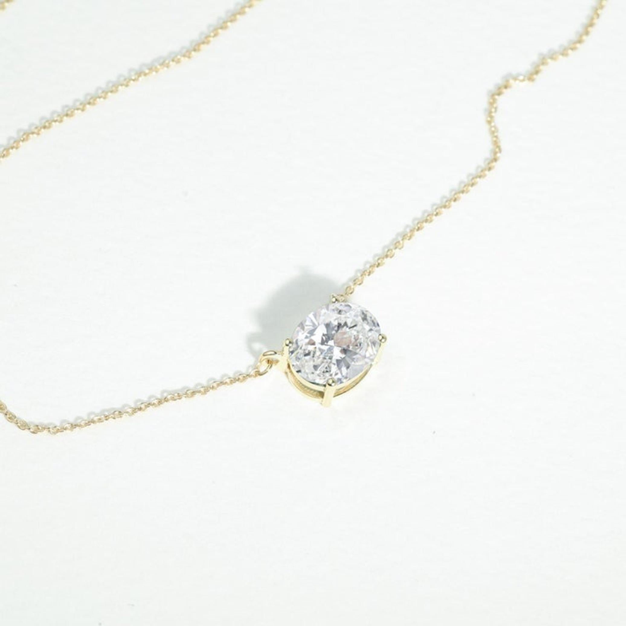 GIA Certified 2ct Natural Oval-Cut Diamond Solitaire Pendant in 18K Yellow Gold For Sale 2