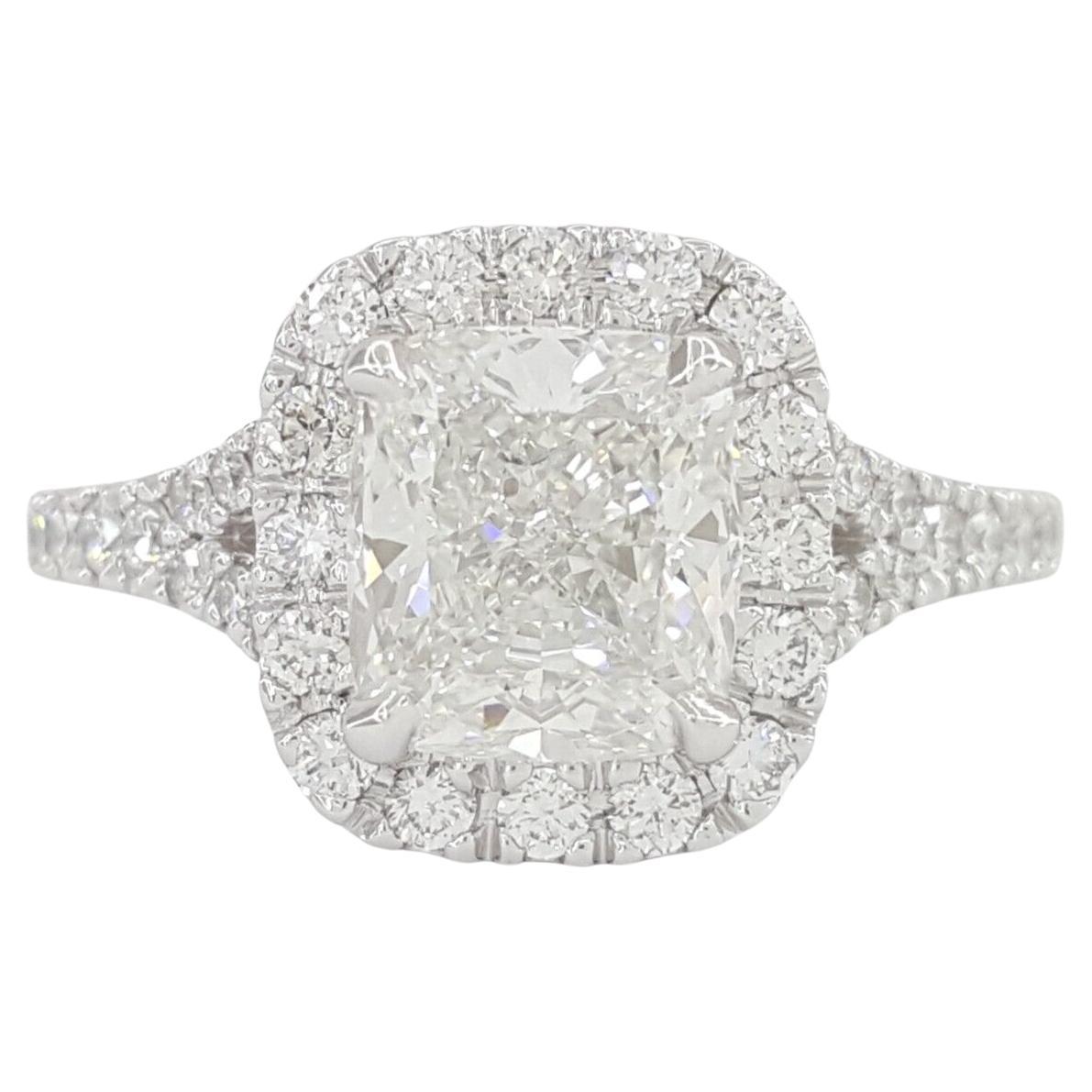 GIA Certified 3.01Carat Cushion Cut Diamond VVS1 Clarity Platinum Ring with pavè