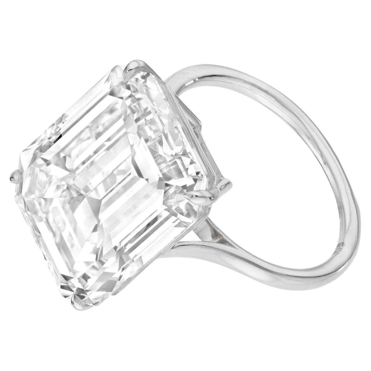 Contemporary GIA Certified 3 Carat Emerald Cut Diamond Engagement Ring For Sale
