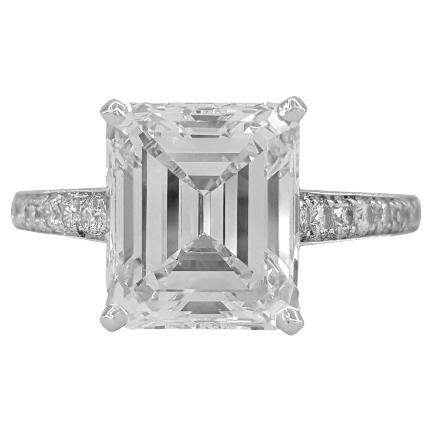 FLAWLESS E COLOR GIA Certified 2.74 Carat Diamond Ring For Sale