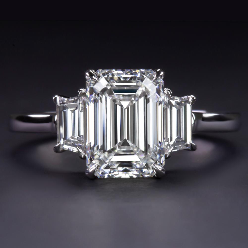 Women's Gia Certified 3 Carat Emerald Cut Diamond Ring For Sale