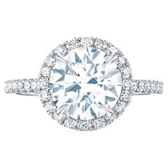 Anello con diamante taglio rotondo certificato GIA da 3 carati con purezza VVS2 e pavé in platino