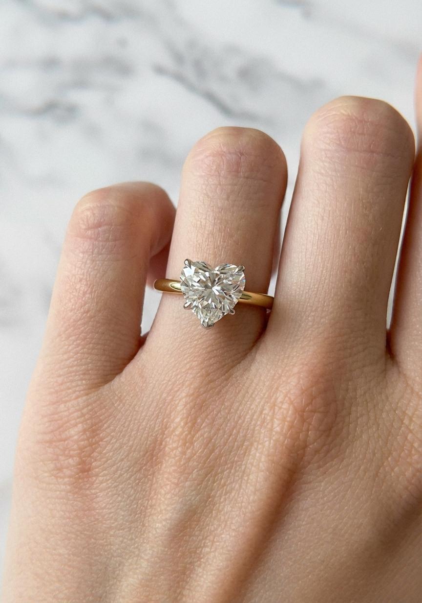 GIA zertifiziert 3 Karat F Farbe Herz Diamant Platin 18K Gelbgold Ring (Zeitgenössisch) im Angebot