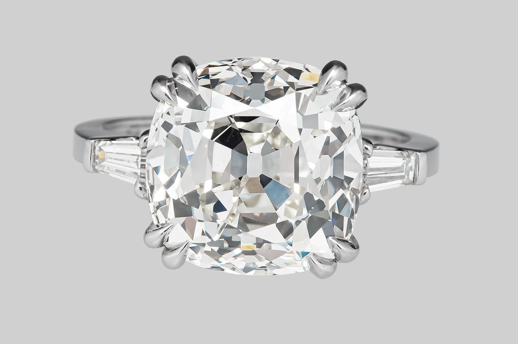 GIA Certified 3 Carat Old Mine Cut Diamond Solitaire Ring D FLAWLESS Neuf - En vente à Rome, IT