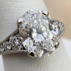 Bague de fiançailles avec diamant ovale de 3 carats certifié par le GIA, signée Tacori