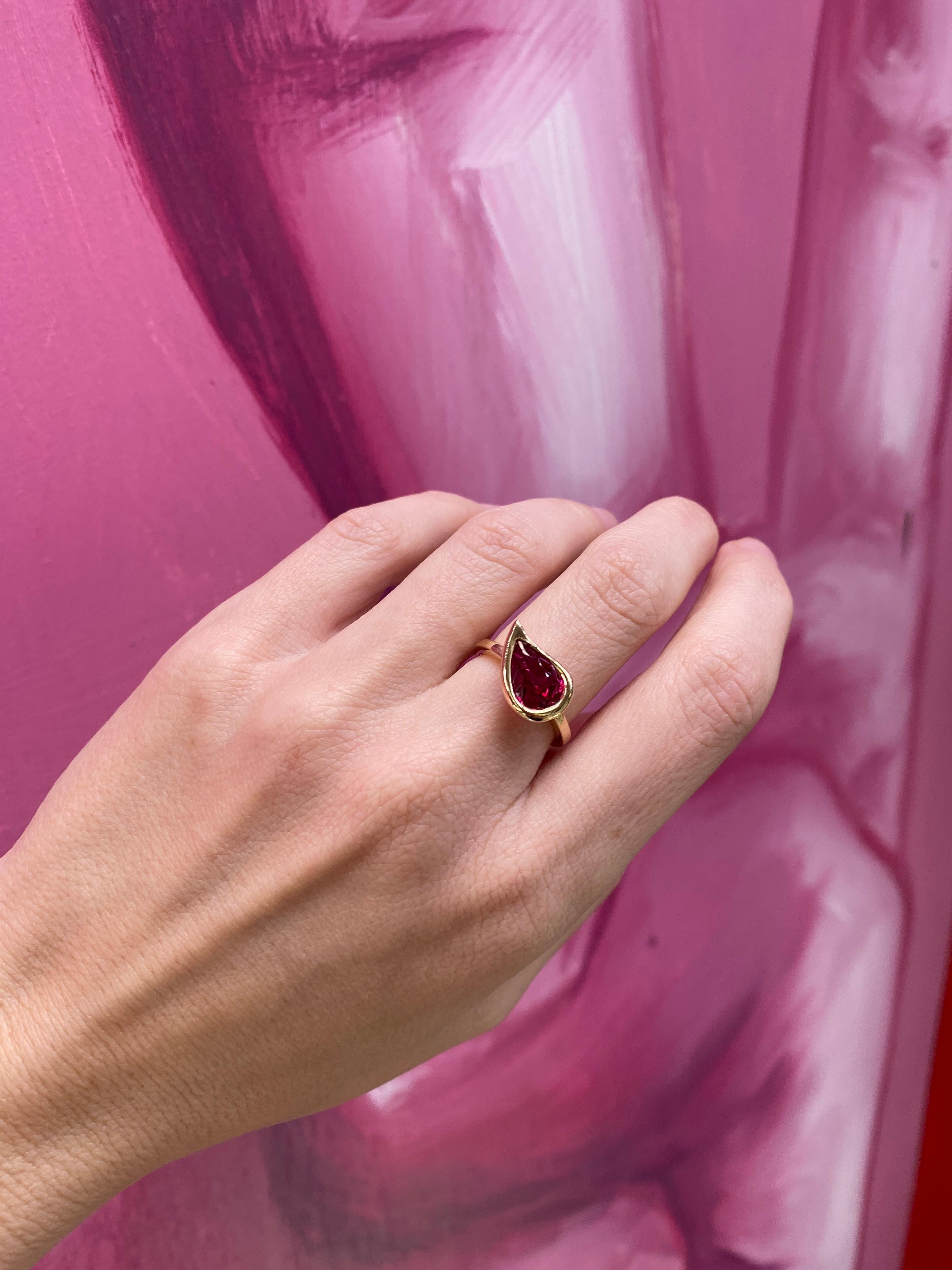 GIA Certified 3 Carat Pear Shaped Tanzanian Ruby Freeform Ring For Sale 7