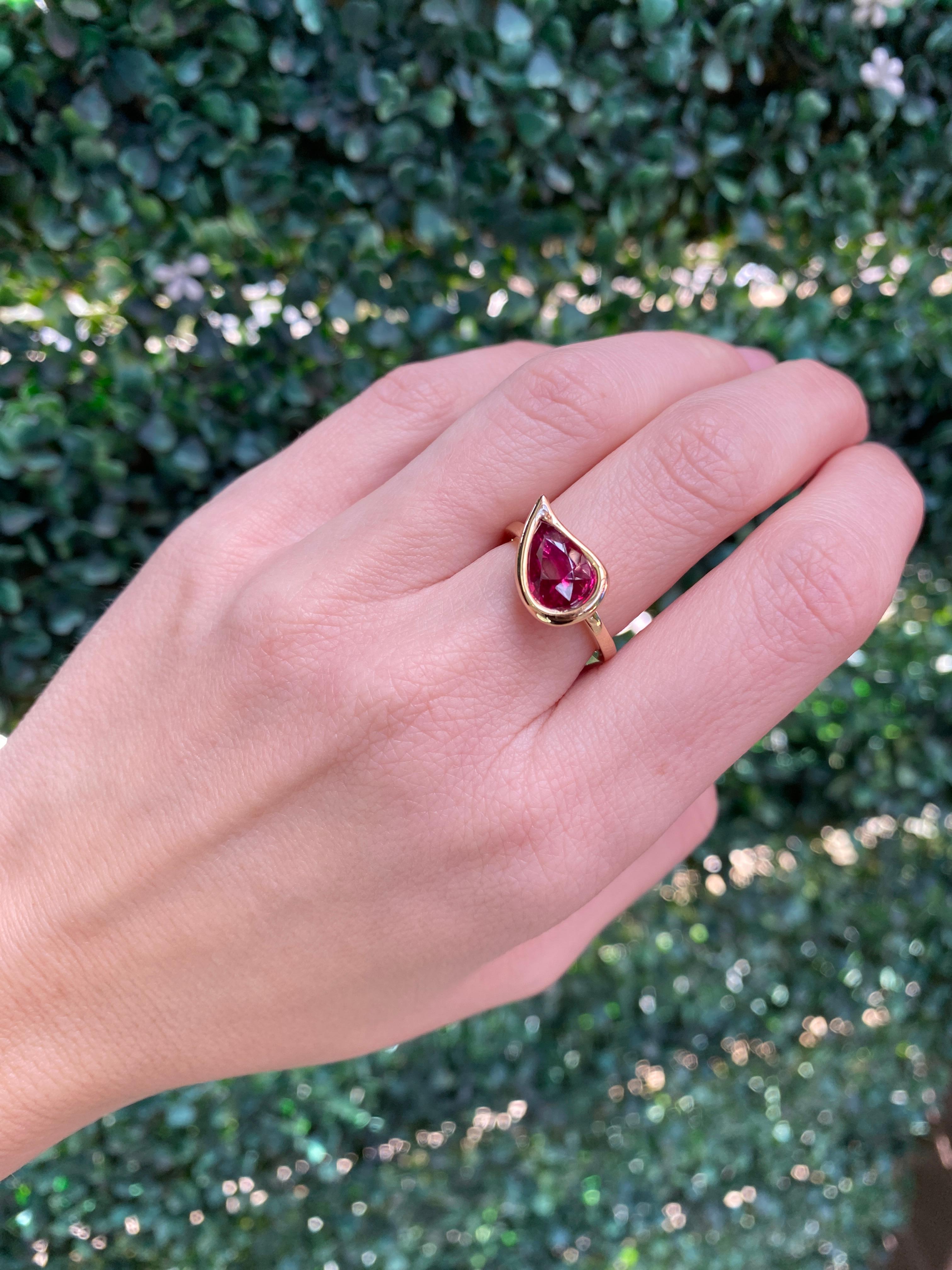 GIA Certified 3 Carat Pear Shaped Tanzanian Ruby Freeform Ring For Sale 9