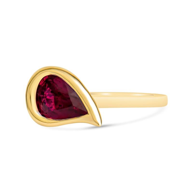 Pear Cut GIA Certified 3 Carat Pear Shaped Tanzanian Ruby Freeform Ring For Sale