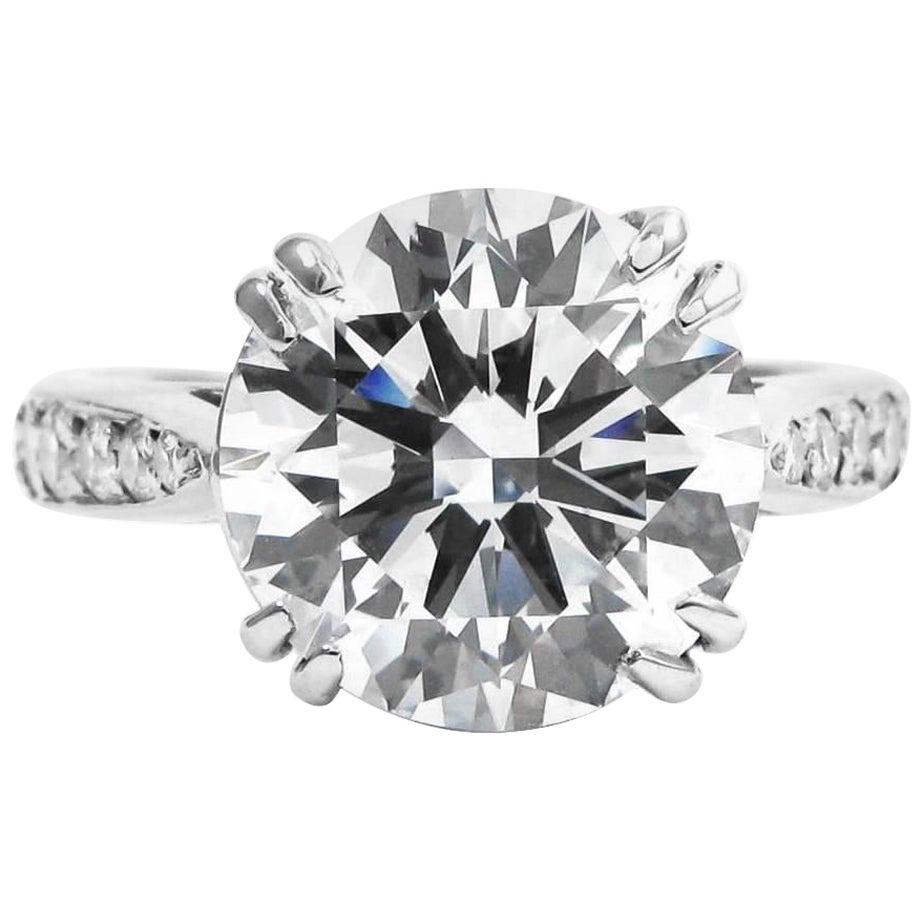 GIA Certified 3 Carat Round Brilliant Cut Diamond Ring For Sale