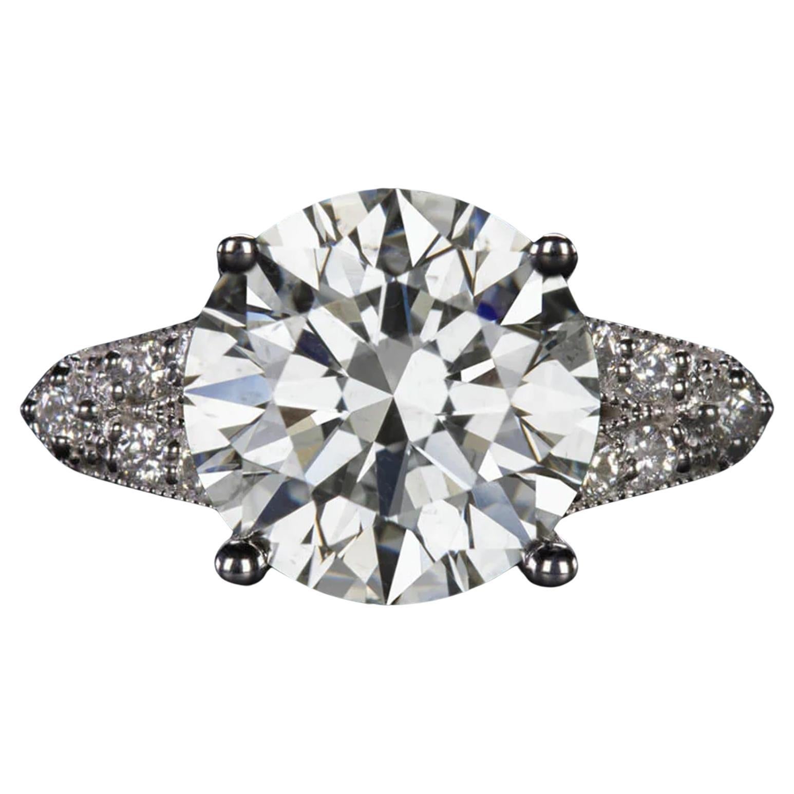GIA Certified 3.01 Carat Round Cut Diamond Vintage Style Platinum Ring For Sale