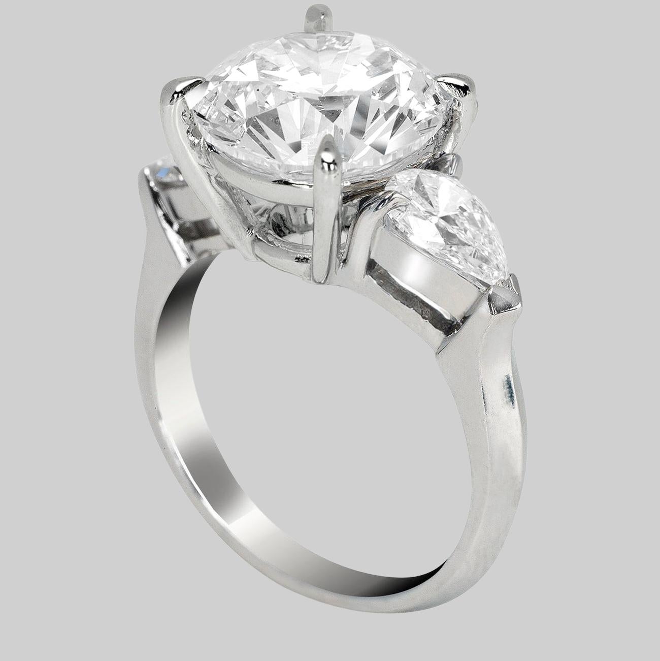Contemporain Bague en platine certifiée GIA avec diamant rond de 3 carats en vente
