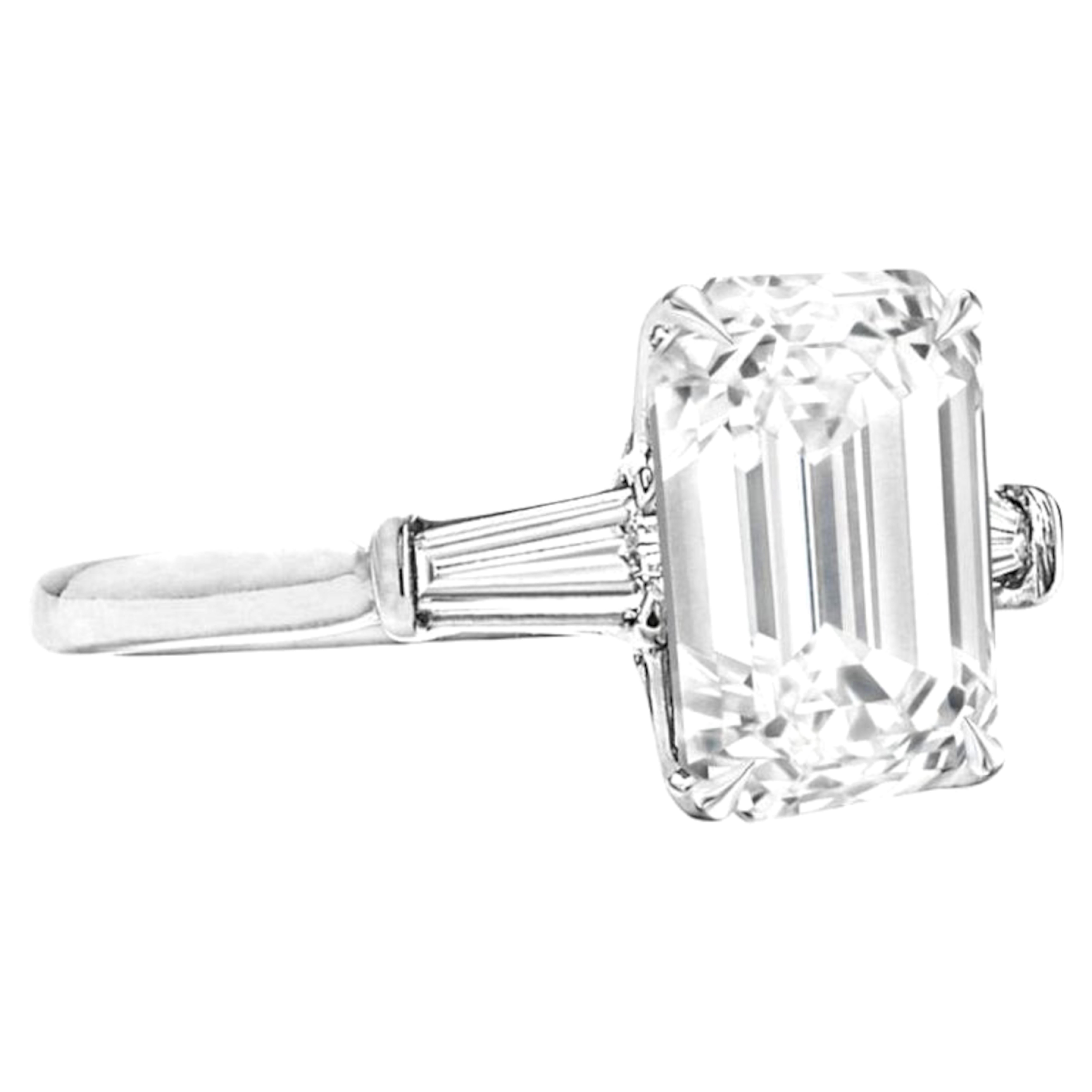 GIA Certified 2.61 Emerald Cut Diamond Ring Corte esmeralda en venta