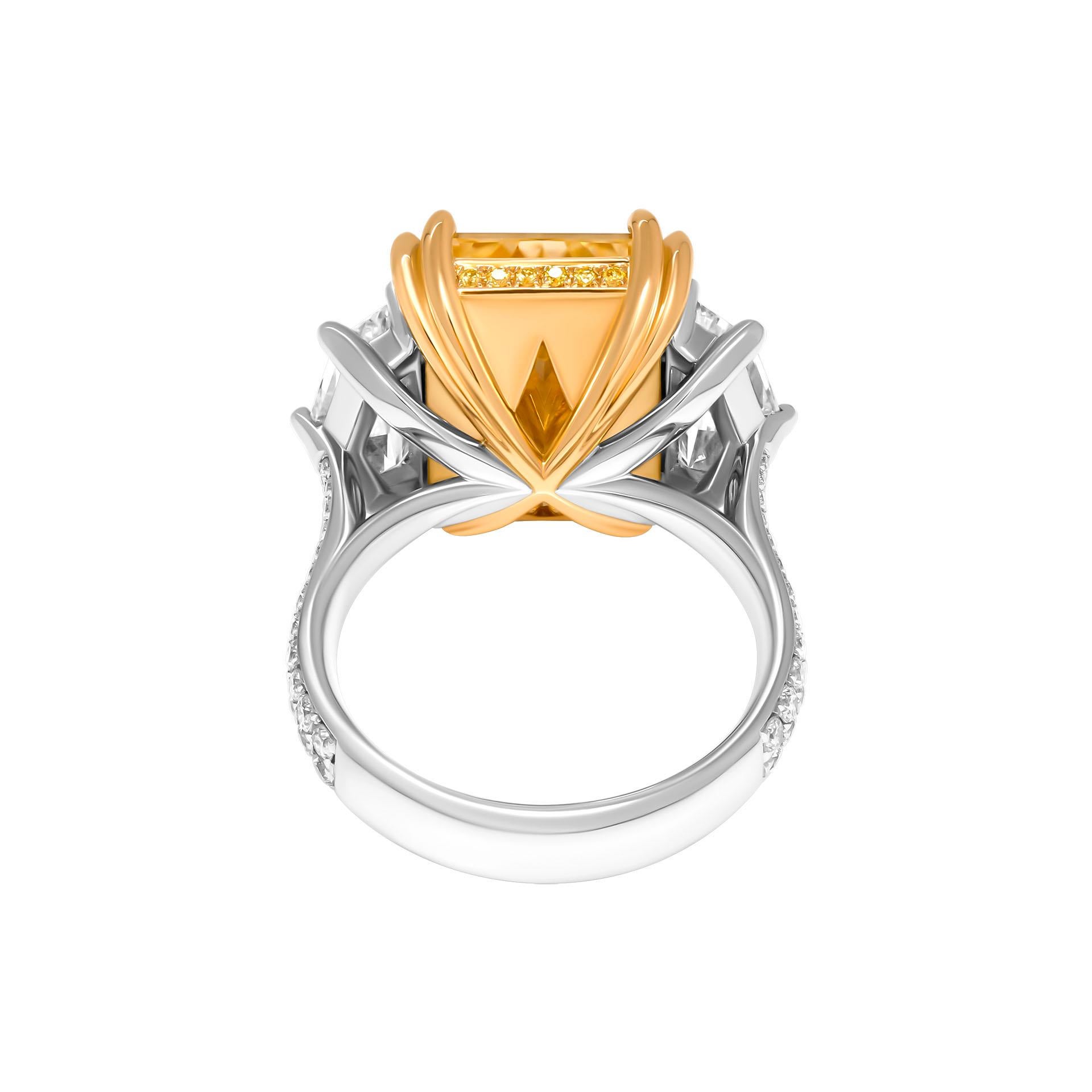 Modern GIA Certified 3-Stone Ring with 11.18ct Fancy Light Yellow VVS2 Radiant Cut For Sale