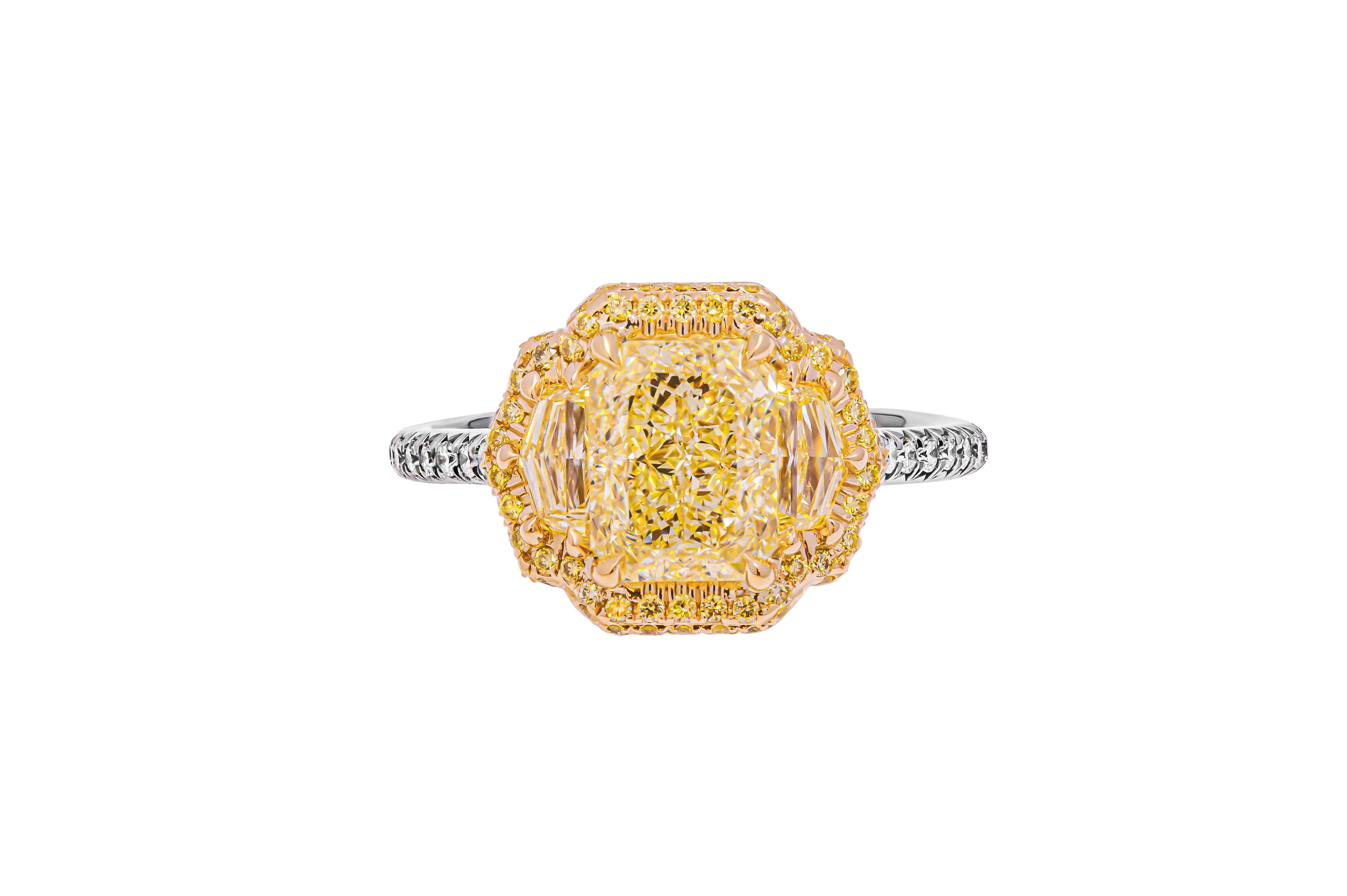 Modern GIA Certified 3 Stone Ring with 2.14ct Fancy Light Yellow Radiant For Sale