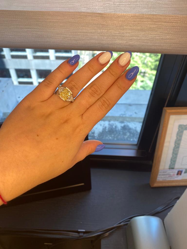 Art Deco GIA Certified 3-Stone Ring with 4.01 Carat Fancy Light Yellow Diamond For Sale
