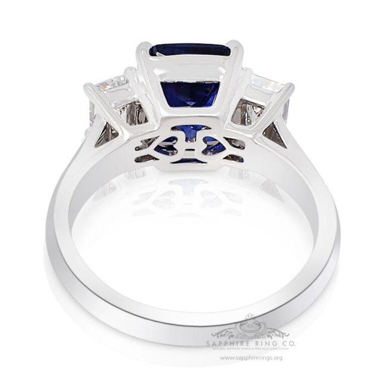 GIA Certified 3 Stone Sapphire Ring, 4.22ct Platinum 950 GIA Certified X 3 For Sale 2