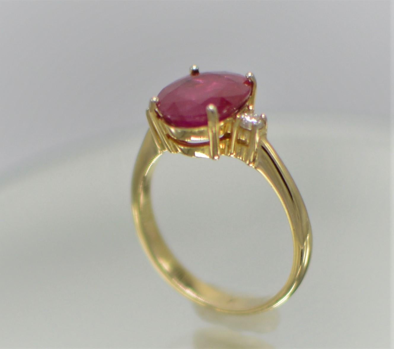 GIA Certified 3.0 Carat Burma Ruby Ring 18 Karat Yellow Gold, Oval Shape Ruby In New Condition For Sale In Brooklyn, NY