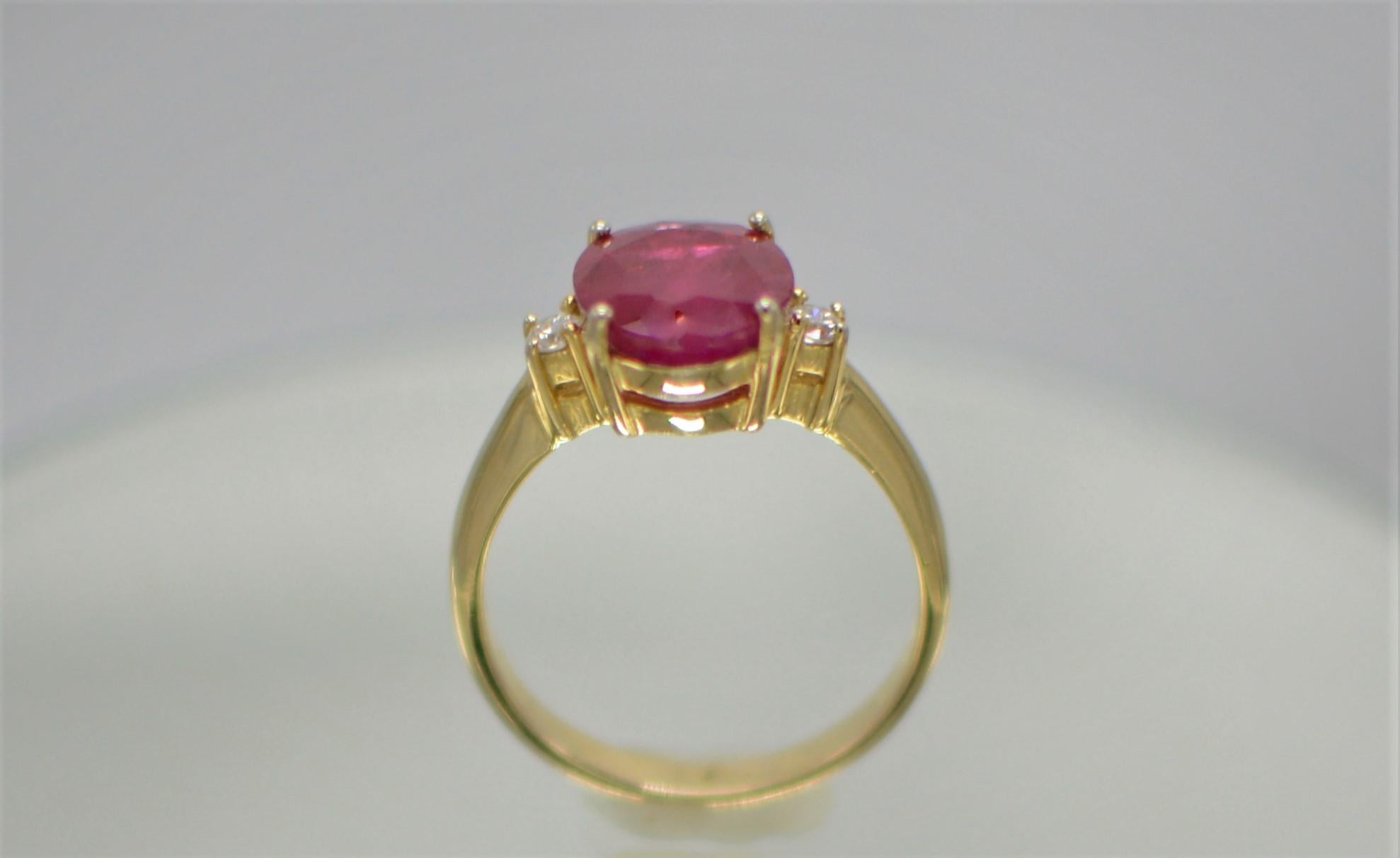 GIA Certified 3.0 Carat Burma Ruby Ring 18 Karat Yellow Gold, Oval Shape Ruby For Sale 4