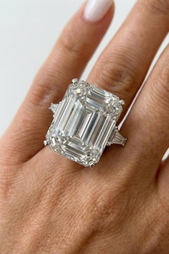 GIA Certified 30 Carat Emerald Cut Diamond Platinum Ring