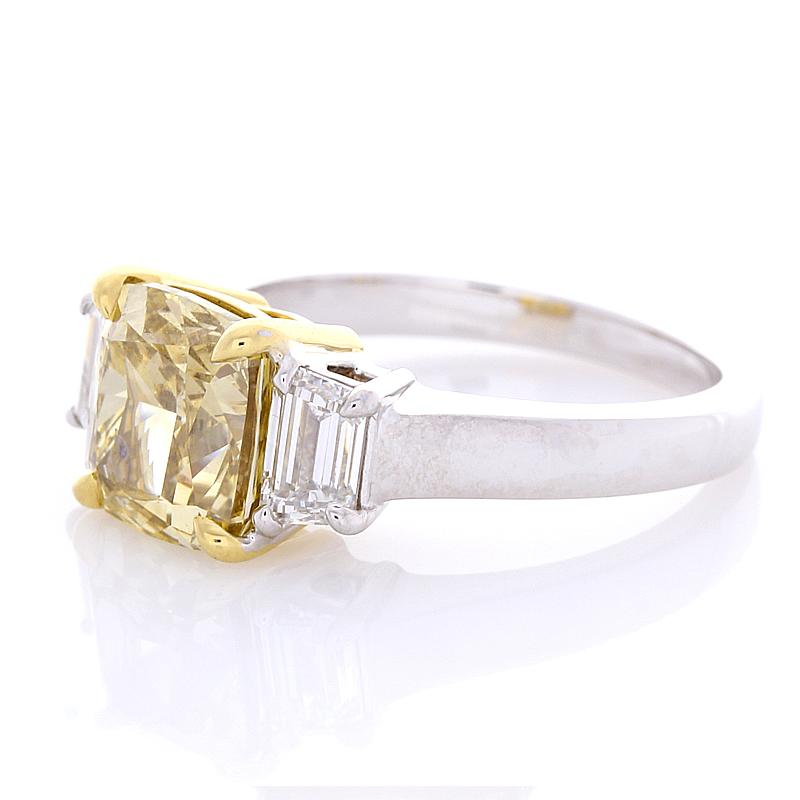 Contemporary GIA Certified 3.00 Carat Cushion Cut Diamond Two Tone Cocktail Ring In 18K Gold