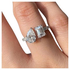 GIA Certified 3.00 Carat D VVS1 Emerald & Pear Toi Et Moi Ring in 18K White Gold
