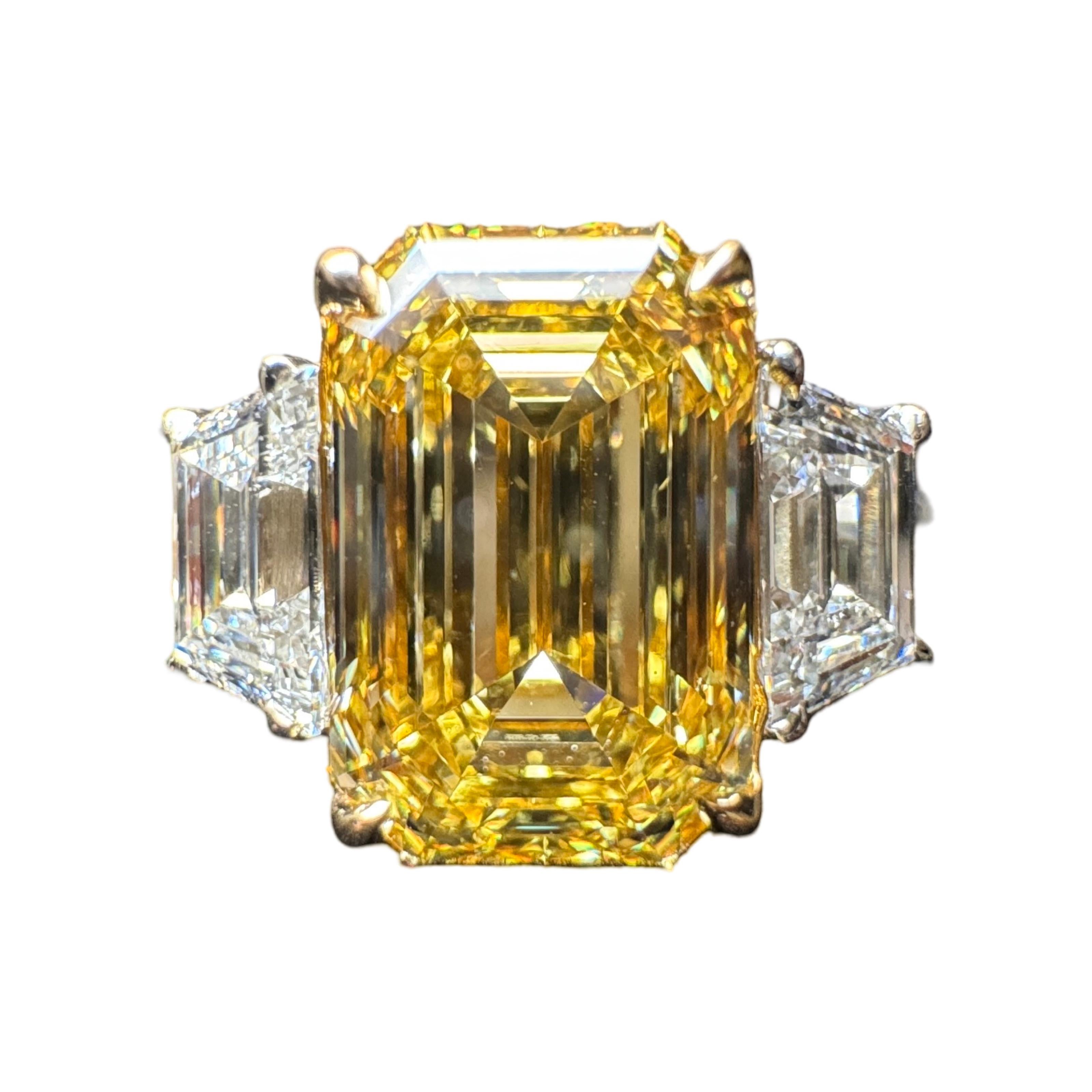 Women's GIA Certified 3.00 Carat Emerald Cut Fancy Intense Yellow Diamond 3 Three Ring For Sale