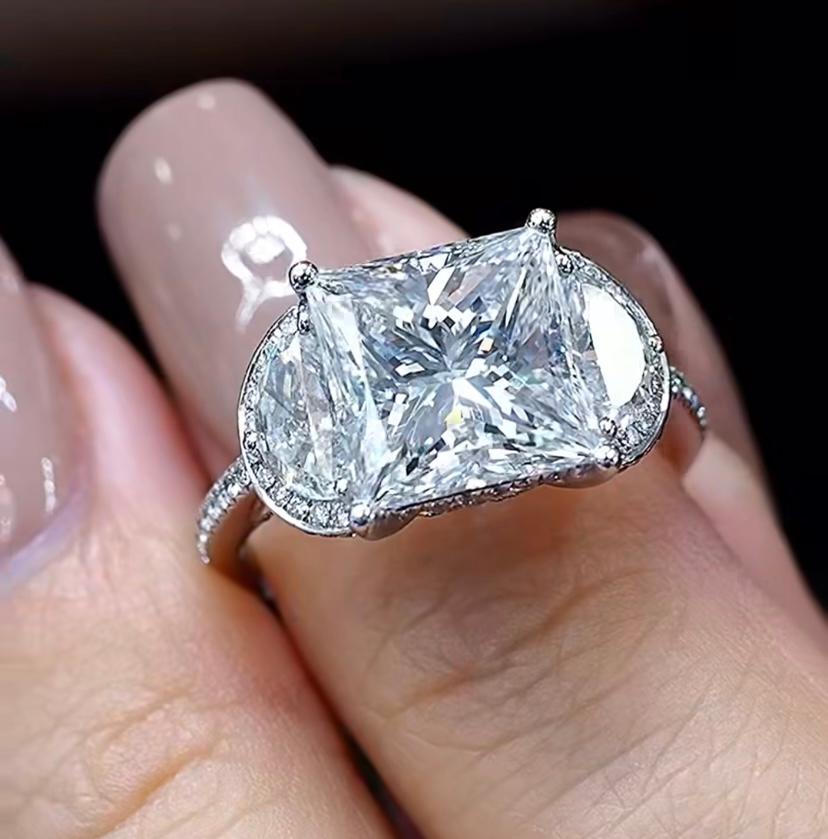 Square Cut GIA Certified 3.00 Carat F/VVS  Natural Diamond 18K Gold Ring For Sale