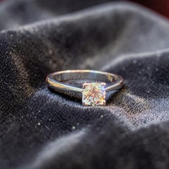 GIA Certified 3.00 Carat G VS2 Round Brilliant Diamond Engagement Ring 18K Gold