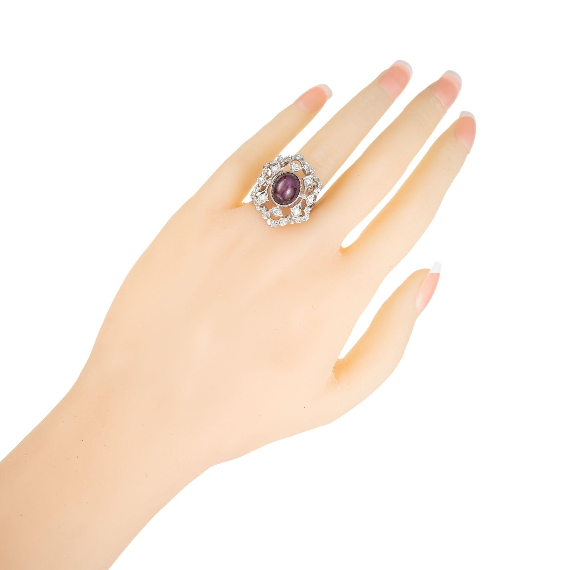 GIA Certified 3.00 Carat Natural Purple Star Ruby Diamond Gold Cocktail Ring In Good Condition For Sale In Stamford, CT