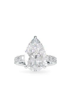 GIA Certified 3.00 Carats F/VS1 Pear Shape Diamond 18K Gold Solitaire Ring
