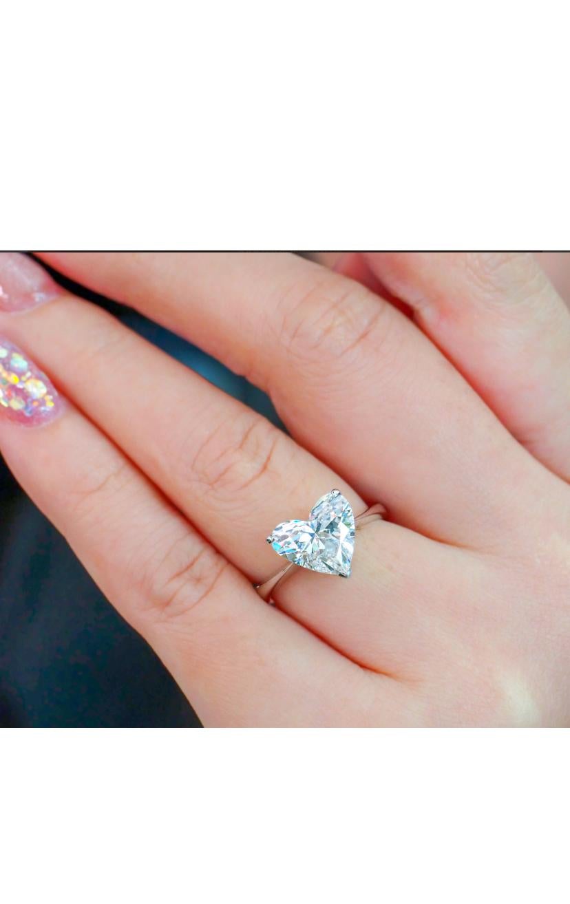 GIA zertifiziert 3,00 Karat FLAWLESS Klarheit D Farbe Herzform Diamant Gold Ring im Zustand „Neu“ im Angebot in Massafra, IT