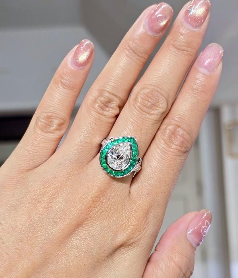 GIA zertifiziert 3,00 Karat Birne Form Diamanten 18K Gold Solitär Ring im Angebot 3