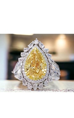 GIA Certified 3.00 Carats Pear Shape Fancy Diamond 18K Gold Solitaire Ring