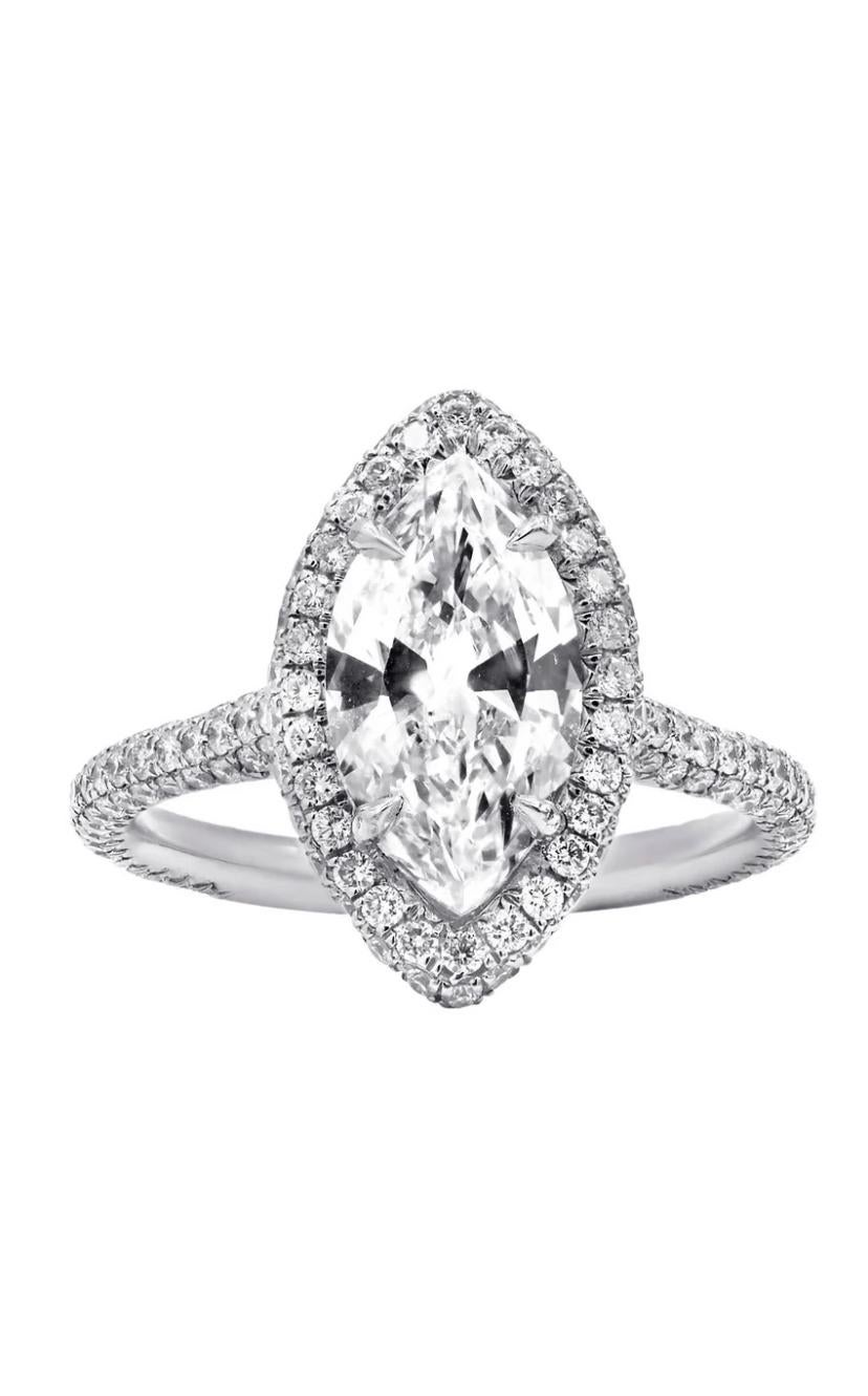 da uomo o donna GIA Certified 3.00 Ct D/VS2 Diamante a forma di marquise Anello solitario in oro 18K in vendita