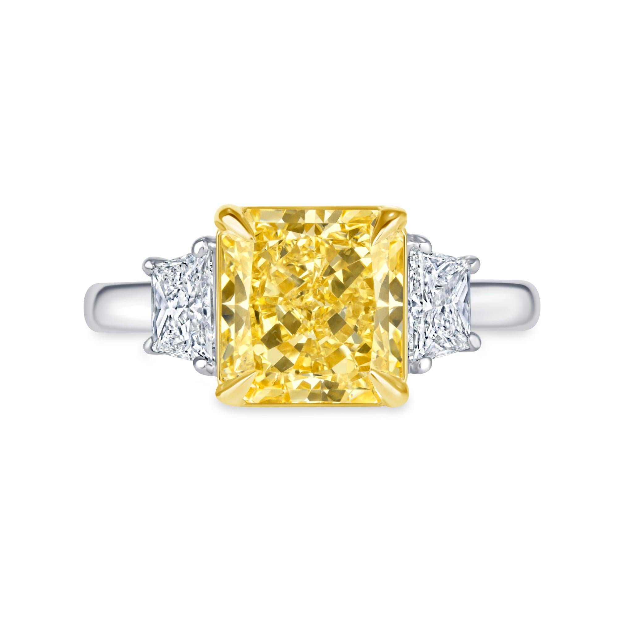 GIA Certified 3.00 Ct. Fancy Intense Yellow Radiant Cut Diamond Ring In New Condition For Sale In San Francisco, CA