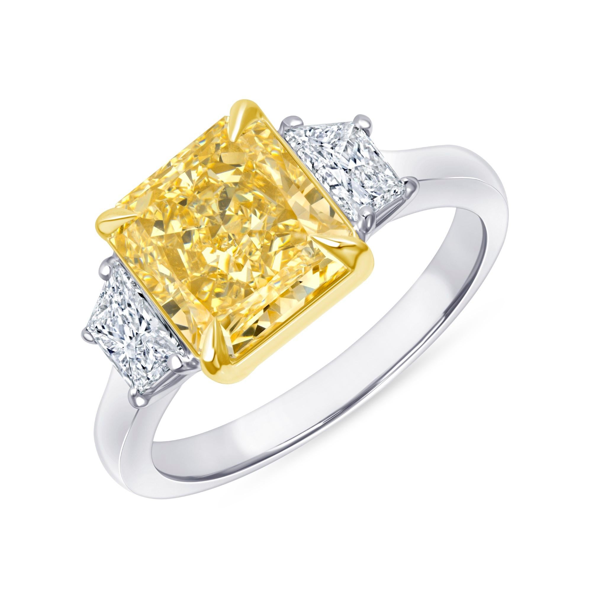 Women's GIA Certified 3.00 Ct. Fancy Intense Yellow Radiant Cut Diamond Ring For Sale