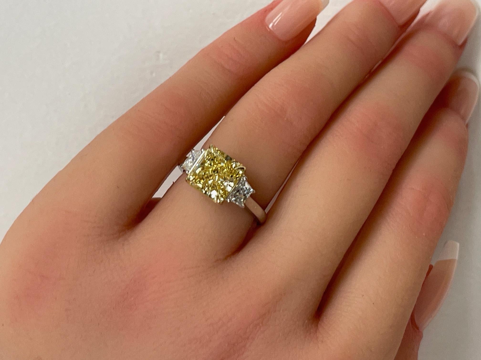 GIA Certified 3.00 Ct. Fancy Intense Yellow Radiant Cut Diamond Ring For Sale 4