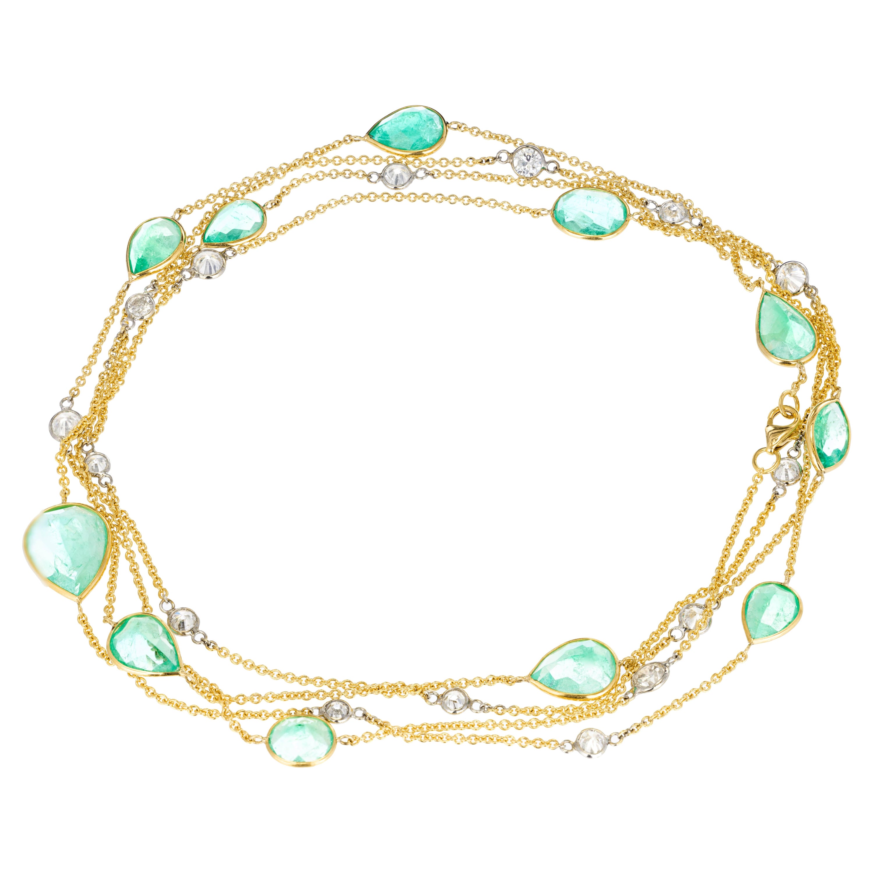 GIA-zertifizierte 30,00 Karat Smaragd-Diamant-Halskette im by the Yard-Stil mit Goldkette im Angebot