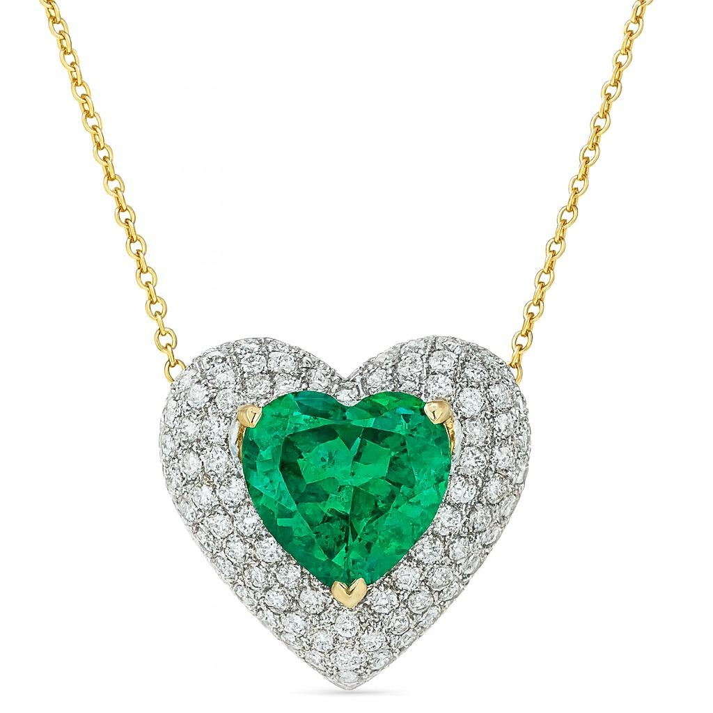 Taille cœur Collier à pendentif en forme de cœur en émeraude colombienne et diamant certifié GIA de 3,01 carats en vente